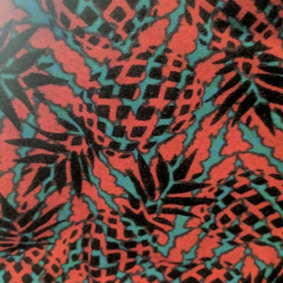 LuLaRoe TC Leggings - Picture 2 of 2